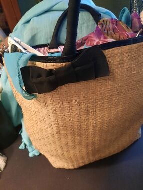Bath & Body Works XL Straw Tote w/Black Bow Accent